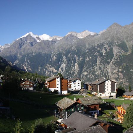 Hotel Eden Grächen Exteriör bild