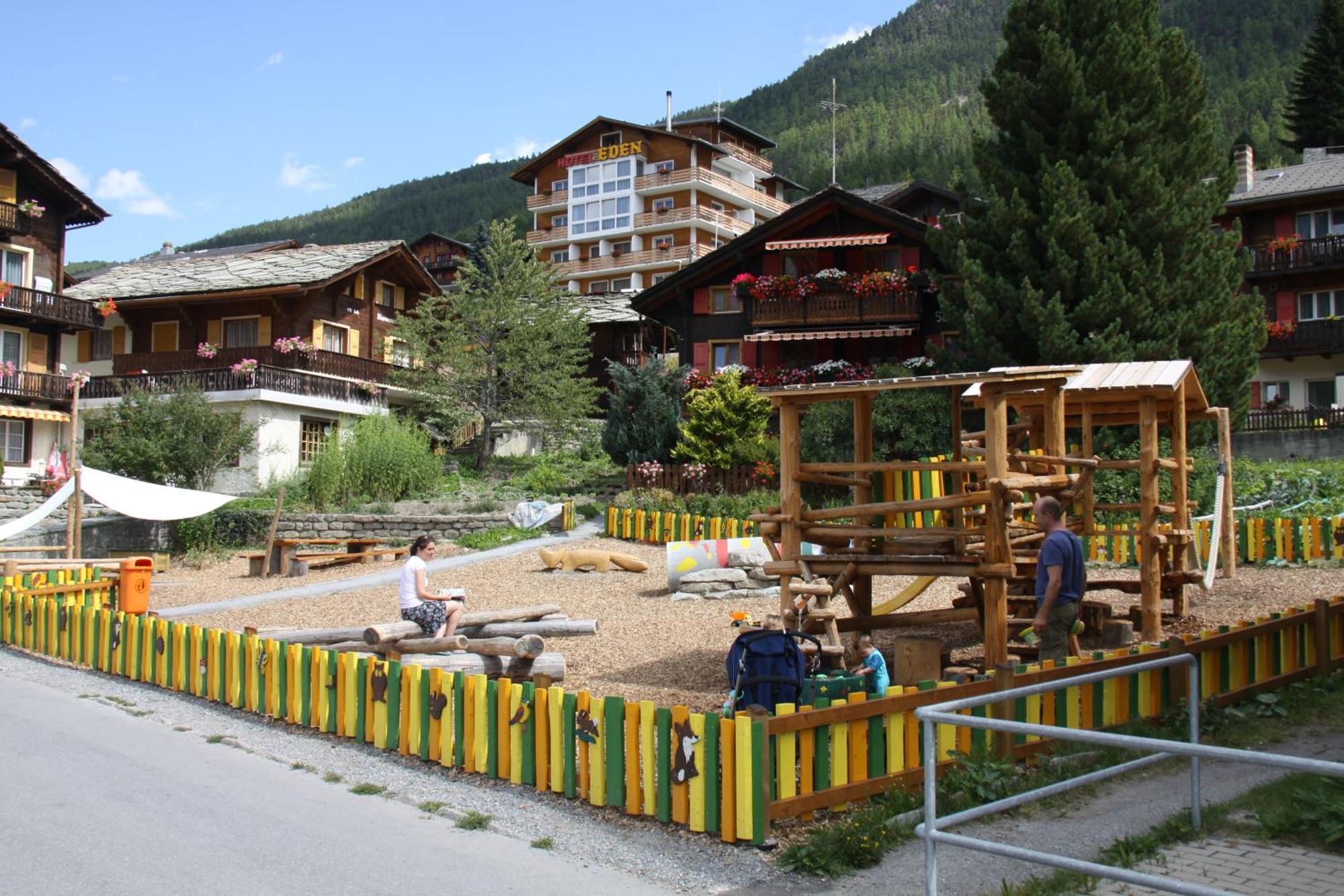 Hotel Eden Grächen Exteriör bild
