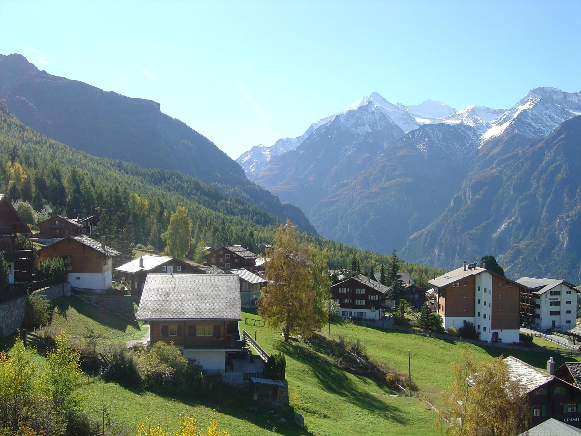 Hotel Eden Grächen Exteriör bild